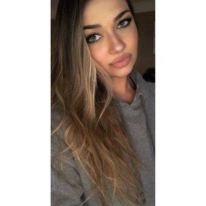 Meet your Posher, Brittany